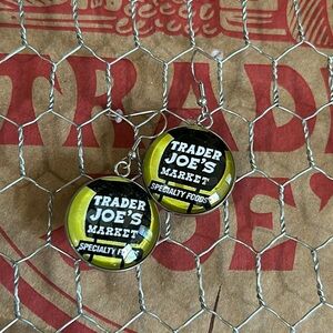 Trader Joe’s earrings 25mm lime green